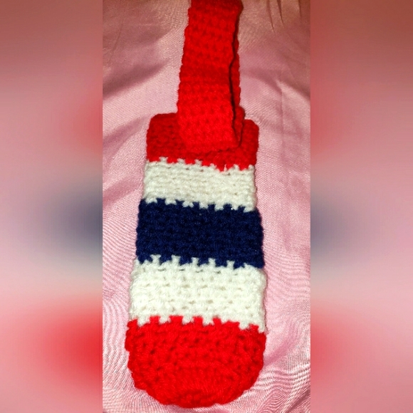 HAND MADE RED WHITE AND BLUE BOTTLE WRIST HOLDER MADE WITH LOVE BY GRANDMA (MOM) - Picture 2 of 4